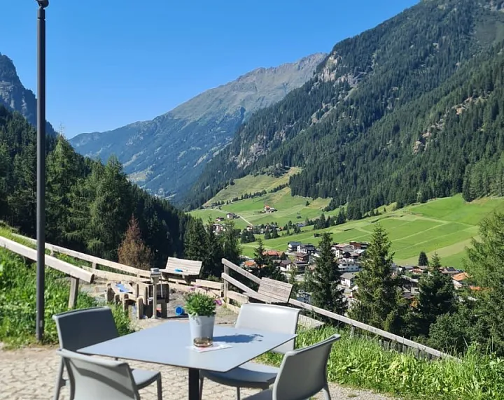 Café / Restaurant im Steinbockzentrum